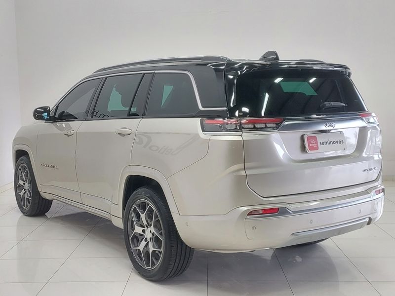 JEEP COMMANDER 1.3 T270 TURBO FLEX OVERLAND AT6 2022/2022 BETIOLO NOVOS E SEMINOVOS LAJEADO / Carros no Vale