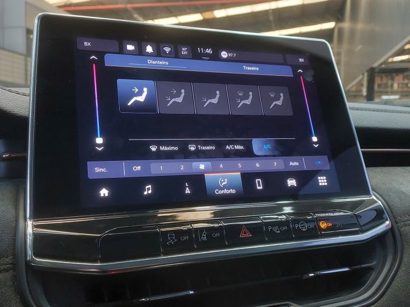 JEEP COMMANDER 2.0 TD380 TURBO DIESEL LIMITED AT9 2022/2023 BETIOLO NOVOS E SEMINOVOS LAJEADO / Carros no Vale JEEP COMMANDER 2.0 TD380 TURBO DIESEL LIMITED AT9 2022/2023 BETIOLO NOVOS E SEMINOVOS LAJEADO / Carros no Vale