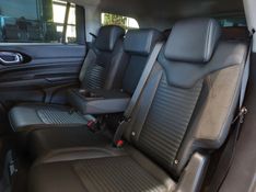 JEEP COMMANDER 2.0 TD380 TURBO DIESEL LIMITED AT9 2022/2023 BETIOLO NOVOS E SEMINOVOS LAJEADO / Carros no Vale
