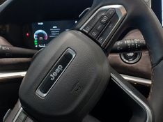JEEP COMMANDER 2.0 TD380 TURBO DIESEL OVERLAND AT9 2022/2022 BETIOLO NOVOS E SEMINOVOS LAJEADO / Carros no Vale