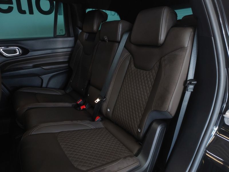 JEEP COMMANDER 2.2 TURBO DIESEL OVERLAND AT9 2025/2026 BETIOLO NOVOS E SEMINOVOS LAJEADO / Carros no Vale JEEP COMMANDER 2.2 TURBO DIESEL OVERLAND AT9 2025/2026 BETIOLO NOVOS E SEMINOVOS LAJEADO / Carros no Vale