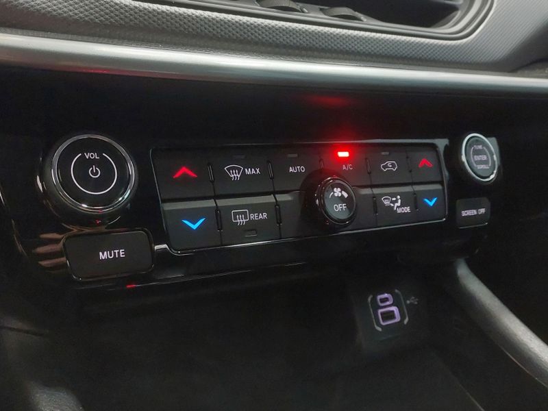 JEEP COMPASS 1.3 T270 TURBO FLEX LONGITUDE AT6 2022/2023 BETIOLO NOVOS E SEMINOVOS LAJEADO / Carros no Vale JEEP COMPASS 1.3 T270 TURBO FLEX LONGITUDE AT6 2022/2023 BETIOLO NOVOS E SEMINOVOS LAJEADO / Carros no Vale