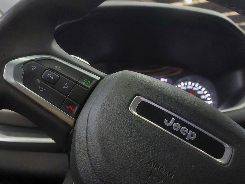 JEEP COMPASS 1.3 T270 TURBO FLEX LONGITUDE AT6 2023/2023 BETIOLO NOVOS E SEMINOVOS LAJEADO / Carros no Vale