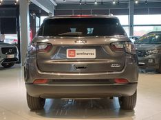 JEEP COMPASS 1.3 T270 TURBO FLEX LONGITUDE AT6 2024/2025 BETIOLO NOVOS E SEMINOVOS LAJEADO / Carros no Vale