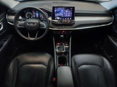 JEEP COMPASS 1.3 T270 TURBO FLEX LONGITUDE AT6 2023/2023 BETIOLO NOVOS E SEMINOVOS LAJEADO / Carros no Vale