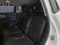 JEEP COMPASS 1.3 T270 TURBO FLEX LONGITUDE AT6 2023/2023 BETIOLO NOVOS E SEMINOVOS LAJEADO / Carros no Vale