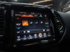 JEEP COMPASS 2.0 16V FLEX LIMITED AUTOMÁTICO 2017/2017 BETIOLO NOVOS E SEMINOVOS LAJEADO / Carros no Vale