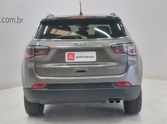JEEP COMPASS 2.0 16V FLEX LIMITED AUTOMÁTICO 2017/2017 BETIOLO NOVOS E SEMINOVOS LAJEADO / Carros no Vale