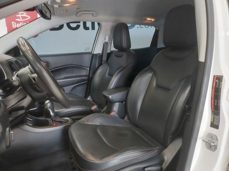 JEEP COMPASS 2.0 16V FLEX LONGITUDE AUTOMÁTICO 2018/2018 BETIOLO NOVOS E SEMINOVOS LAJEADO / Carros no Vale