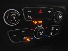 JEEP COMPASS 2.0 16V FLEX LONGITUDE AUTOMÁTICO 2020/2021 BETIOLO NOVOS E SEMINOVOS LAJEADO / Carros no Vale