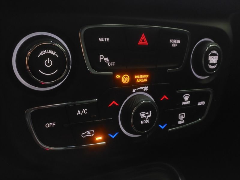 JEEP COMPASS 2.0 16V FLEX LONGITUDE AUTOMÁTICO 2020/2021 BETIOLO NOVOS E SEMINOVOS LAJEADO / Carros no Vale JEEP COMPASS 2.0 16V FLEX LONGITUDE AUTOMÁTICO 2020/2021 BETIOLO NOVOS E SEMINOVOS LAJEADO / Carros no Vale