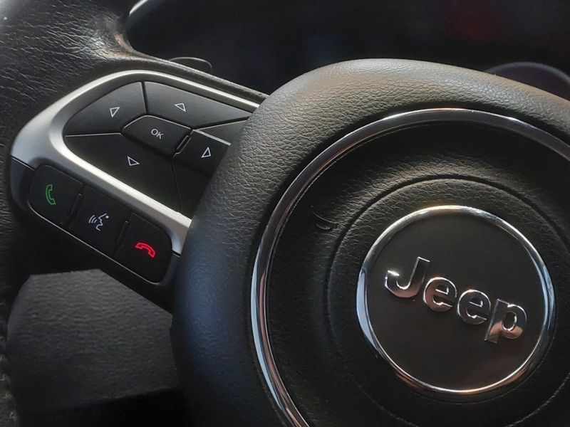 JEEP COMPASS 2.0 16V FLEX LONGITUDE AUTOMÁTICO 2018/2018 BETIOLO NOVOS E SEMINOVOS LAJEADO / Carros no Vale