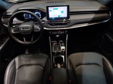 JEEP COMPASS 2.0 HURRICANE 4 TURBO GASOLINA OVERLAND AT9 2024/2025 BETIOLO NOVOS E SEMINOVOS LAJEADO / Carros no Vale