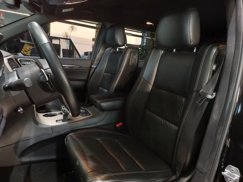 JEEP GRAND CHEROKEE 3.0 LIMITED 4X4 V6 24V TURBO DIESEL 4P AUTOMÁTICO 2015/2015 BETIOLO NOVOS E SEMINOVOS LAJEADO / Carros no Vale