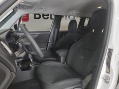 JEEP RENEGADE 1.3 T270 TURBO FLEX AT6 2023/2024 BETIOLO NOVOS E SEMINOVOS LAJEADO / Carros no Vale
