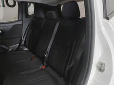 JEEP RENEGADE 1.3 T270 TURBO FLEX AT6 2023/2024 BETIOLO NOVOS E SEMINOVOS LAJEADO / Carros no Vale