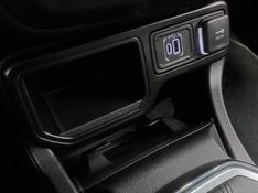JEEP RENEGADE 1.3 T270 TURBO FLEX LONGITUDE AT6 2024/2025 BETIOLO NOVOS E SEMINOVOS LAJEADO / Carros no Vale