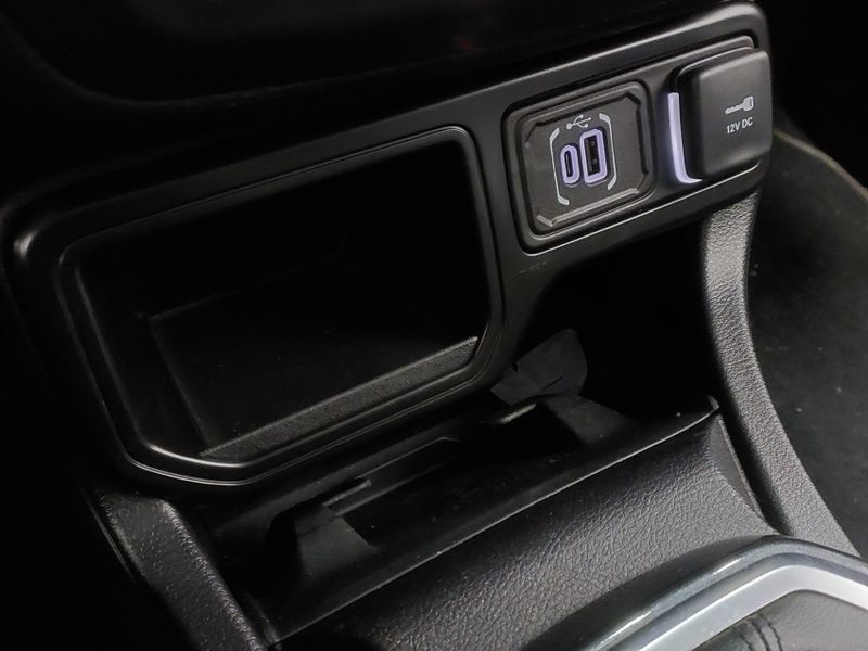 JEEP RENEGADE 1.3 T270 TURBO FLEX LONGITUDE AT6 2024/2025 BETIOLO NOVOS E SEMINOVOS LAJEADO / Carros no Vale