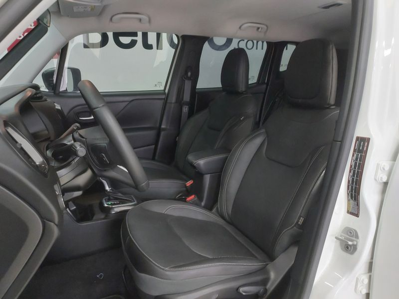JEEP RENEGADE 1.3 T270 TURBO FLEX LONGITUDE AT6 2024/2025 BETIOLO NOVOS E SEMINOVOS LAJEADO / Carros no Vale