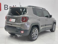 JEEP RENEGADE 1.8 16V FLEX LIMITED 4P AUTOMÁTICO 2020/2021 BETIOLO NOVOS E SEMINOVOS LAJEADO / Carros no Vale