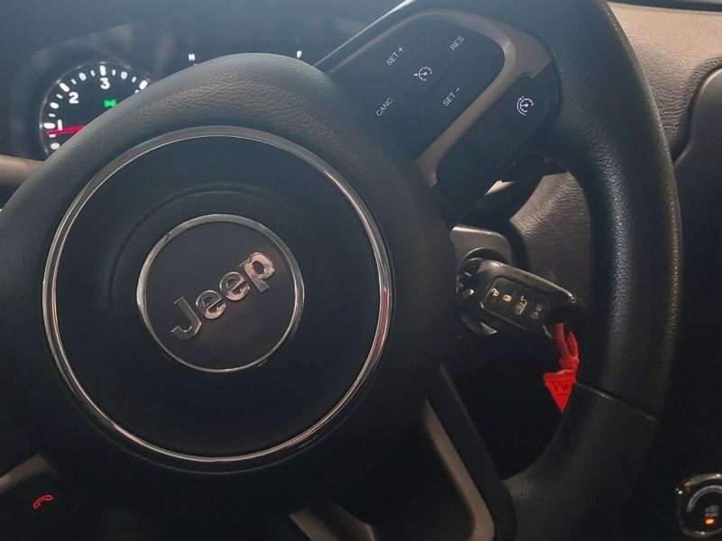 JEEP RENEGADE 2.0 16V TURBO DIESEL CUSTOM 4P 4X4 AUTOMÁTICO 2018/2018 BETIOLO NOVOS E SEMINOVOS LAJEADO / Carros no Vale JEEP RENEGADE 2.0 16V TURBO DIESEL CUSTOM 4P 4X4 AUTOMÁTICO 2018/2018 BETIOLO NOVOS E SEMINOVOS LAJEADO / Carros no Vale