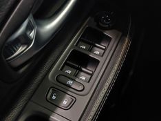JEEP RENEGADE 2.0 16V TURBO DIESEL CUSTOM 4P 4X4 AUTOMÁTICO 2018/2018 BETIOLO NOVOS E SEMINOVOS LAJEADO / Carros no Vale