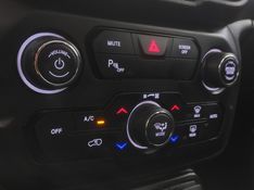 JEEP RENEGADE 2.0 16V TURBO DIESEL MOAB 4P 4X4 AUTOMÁTICO 2021/2021 BETIOLO NOVOS E SEMINOVOS LAJEADO / Carros no Vale