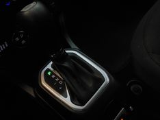JEEP RENEGADE 2.0 16V TURBO DIESEL MOAB 4P 4X4 AUTOMÁTICO 2021/2021 BETIOLO NOVOS E SEMINOVOS LAJEADO / Carros no Vale