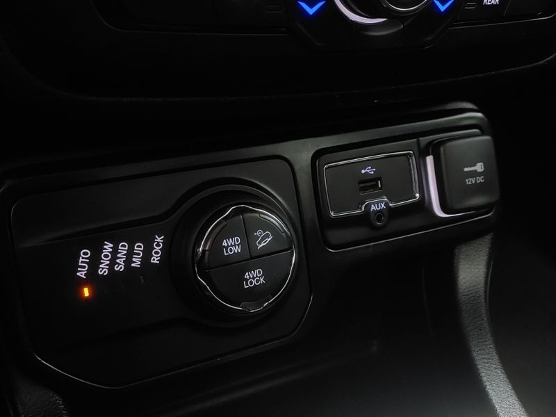JEEP RENEGADE 2.0 16V TURBO DIESEL MOAB 4P 4X4 AUTOMÁTICO 2021/2021 BETIOLO NOVOS E SEMINOVOS LAJEADO / Carros no Vale JEEP RENEGADE 2.0 16V TURBO DIESEL MOAB 4P 4X4 AUTOMÁTICO 2021/2021 BETIOLO NOVOS E SEMINOVOS LAJEADO / Carros no Vale