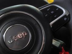 JEEP RENEGADE 2.0 16V TURBO DIESEL MOAB 4P 4X4 AUTOMÁTICO 2021/2021 BETIOLO NOVOS E SEMINOVOS LAJEADO / Carros no Vale