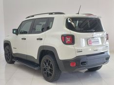 JEEP RENEGADE 2.0 16V TURBO DIESEL MOAB 4P 4X4 AUTOMÁTICO 2021/2021 BETIOLO NOVOS E SEMINOVOS LAJEADO / Carros no Vale