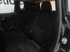JEEP RENEGADE 2.0 16V TURBO DIESEL SPORT 4P 4X4 AUTOMÁTICO 2015/2016 BETIOLO NOVOS E SEMINOVOS LAJEADO / Carros no Vale