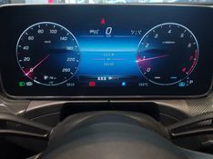 Mercedes-Benz C 300 2.0 EQ BOOST HÍBRIDO AMG LINE 9G-TRONIC 2024/2024 BETIOLO NOVOS E SEMINOVOS LAJEADO / Carros no Vale