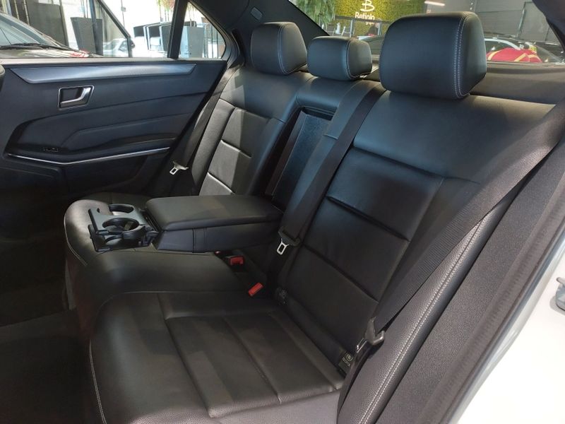 Mercedes-Benz E 250 2.0 AVANTGARDE 16V TURBO GASOLINA 4P AUTOMÁTICO 2013/2014 BETIOLO NOVOS E SEMINOVOS LAJEADO / Carros no Vale Mercedes-Benz E 250 2.0 AVANTGARDE 16V TURBO GASOLINA 4P AUTOMÁTICO 2013/2014 BETIOLO NOVOS E SEMINOVOS LAJEADO / Carros no Vale