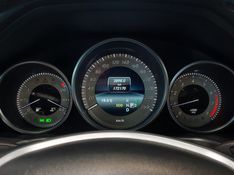 Mercedes-Benz E 250 2.0 AVANTGARDE 16V TURBO GASOLINA 4P AUTOMÁTICO 2013/2014 BETIOLO NOVOS E SEMINOVOS LAJEADO / Carros no Vale