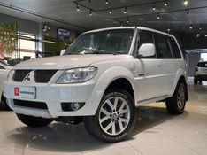 Mitsubishi PAJERO TR4 2.0 4X4 16V 140CV FLEX 4P AUTOMÁTICO 2013/2014 BETIOLO NOVOS E SEMINOVOS LAJEADO / Carros no Vale