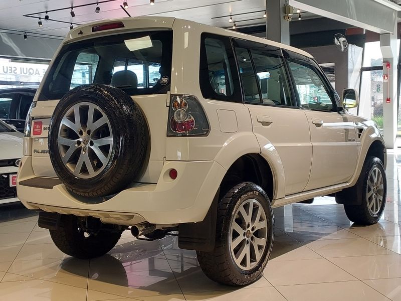 Mitsubishi PAJERO TR4 2.0 4X4 16V 140CV FLEX 4P AUTOMÁTICO 2013/2014 BETIOLO NOVOS E SEMINOVOS LAJEADO / Carros no Vale Mitsubishi PAJERO TR4 2.0 4X4 16V 140CV FLEX 4P AUTOMÁTICO 2013/2014 BETIOLO NOVOS E SEMINOVOS LAJEADO / Carros no Vale