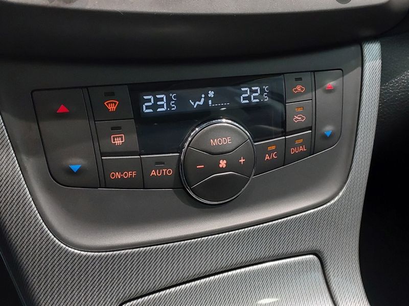 Nissan SENTRA 2.0 SL 16V FLEX 4P AUTOMÁTICO 2014/2015 BETIOLO NOVOS E SEMINOVOS LAJEADO / Carros no Vale