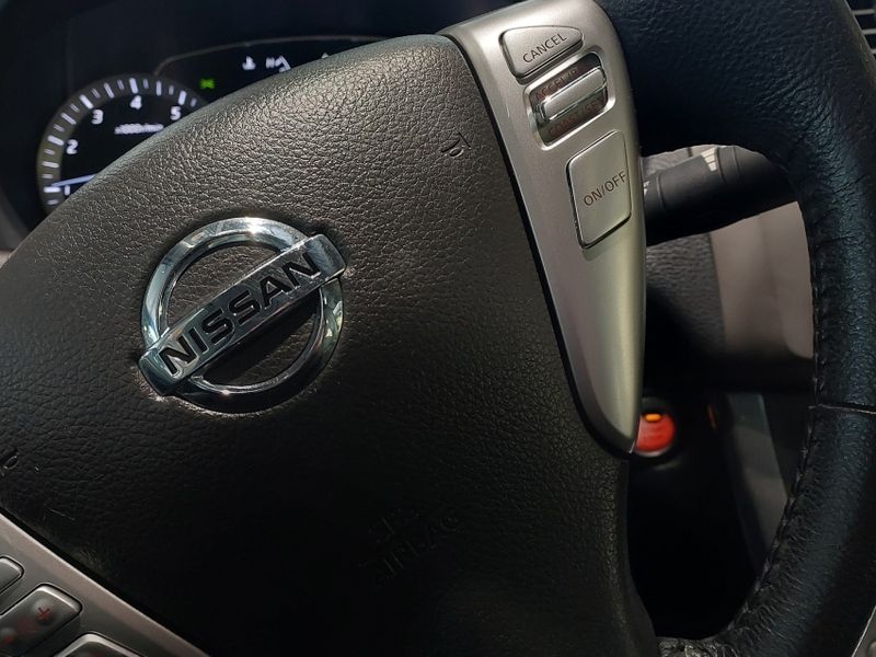 Nissan SENTRA 2.0 SL 16V FLEX 4P AUTOMÁTICO 2014/2015 BETIOLO NOVOS E SEMINOVOS LAJEADO / Carros no Vale
