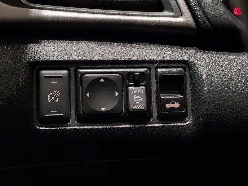 Nissan SENTRA 2.0 SL 16V FLEX 4P AUTOMÁTICO 2014/2015 BETIOLO NOVOS E SEMINOVOS LAJEADO / Carros no Vale