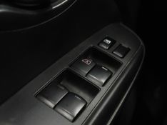 Nissan VERSA 1.0 12V FLEX 4P MANUAL 2018/2018 BETIOLO NOVOS E SEMINOVOS LAJEADO / Carros no Vale