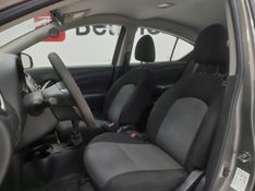 Nissan VERSA 1.0 12V FLEX 4P MANUAL 2018/2018 BETIOLO NOVOS E SEMINOVOS LAJEADO / Carros no Vale