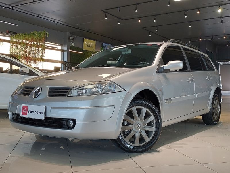 Renault MEGANE 1.6 DYNAMIQUE GRAND TOUR 16V FLEX 4P MANUAL 2012/2013 BETIOLO NOVOS E SEMINOVOS LAJEADO / Carros no Vale