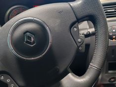Renault MEGANE 1.6 DYNAMIQUE GRAND TOUR 16V FLEX 4P MANUAL 2012/2013 BETIOLO NOVOS E SEMINOVOS LAJEADO / Carros no Vale