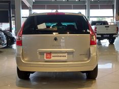 Renault MEGANE 1.6 DYNAMIQUE GRAND TOUR 16V FLEX 4P MANUAL 2012/2013 BETIOLO NOVOS E SEMINOVOS LAJEADO / Carros no Vale
