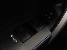 Toyota COROLLA 2.0 XEI 16V FLEX 4P AUTOMÁTICO 2014/2015 BETIOLO NOVOS E SEMINOVOS LAJEADO / Carros no Vale