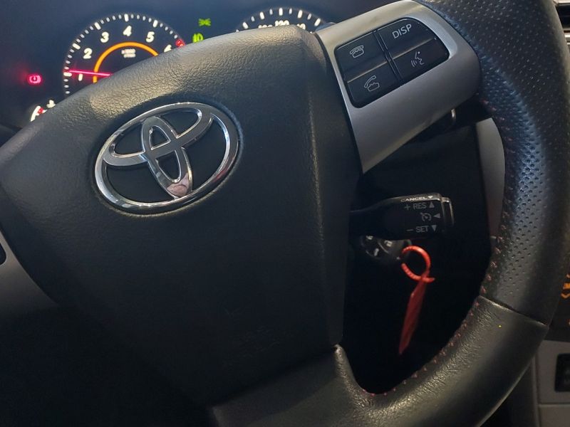 Toyota COROLLA 2.0 XRS 16V FLEX 4P AUTOMÁTICO 2012/2013 BETIOLO NOVOS E SEMINOVOS LAJEADO / Carros no Vale Toyota COROLLA 2.0 XRS 16V FLEX 4P AUTOMÁTICO 2012/2013 BETIOLO NOVOS E SEMINOVOS LAJEADO / Carros no Vale
