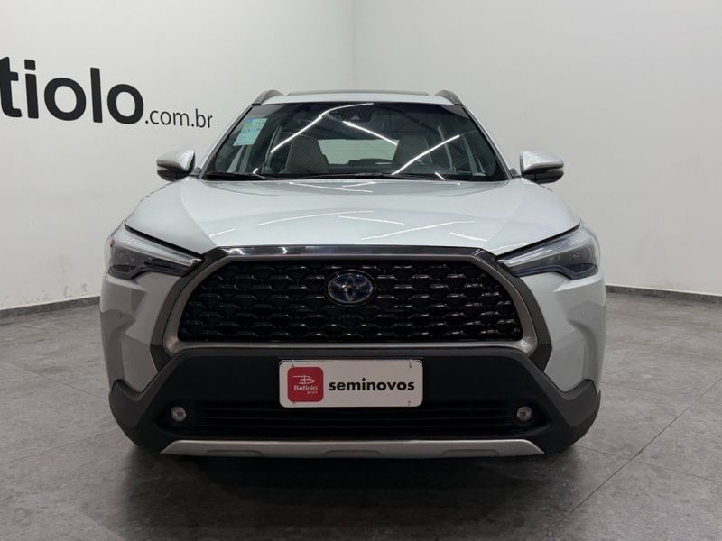 Toyota COROLLA CROSS 1.8 VVT-I HYBRID FLEX XRX CVT 2023/2024 BETIOLO NOVOS E SEMINOVOS LAJEADO / Carros no Vale Toyota COROLLA CROSS 1.8 VVT-I HYBRID FLEX XRX CVT 2023/2024 BETIOLO NOVOS E SEMINOVOS LAJEADO / Carros no Vale