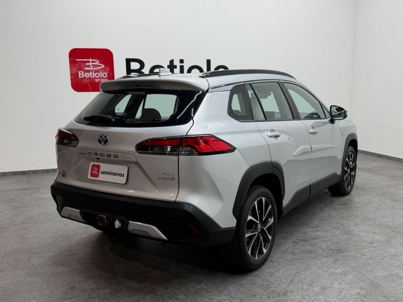 Toyota COROLLA CROSS 1.8 VVT-I HYBRID FLEX XRX CVT 2023/2024 BETIOLO NOVOS E SEMINOVOS LAJEADO / Carros no Vale Toyota COROLLA CROSS 1.8 VVT-I HYBRID FLEX XRX CVT 2023/2024 BETIOLO NOVOS E SEMINOVOS LAJEADO / Carros no Vale