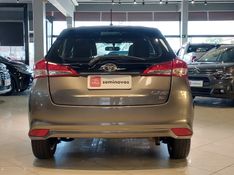 Toyota YARIS 1.3 16V FLEX XL PLUS TECH MULTIDRIVE 2019/2020 BETIOLO NOVOS E SEMINOVOS LAJEADO / Carros no Vale